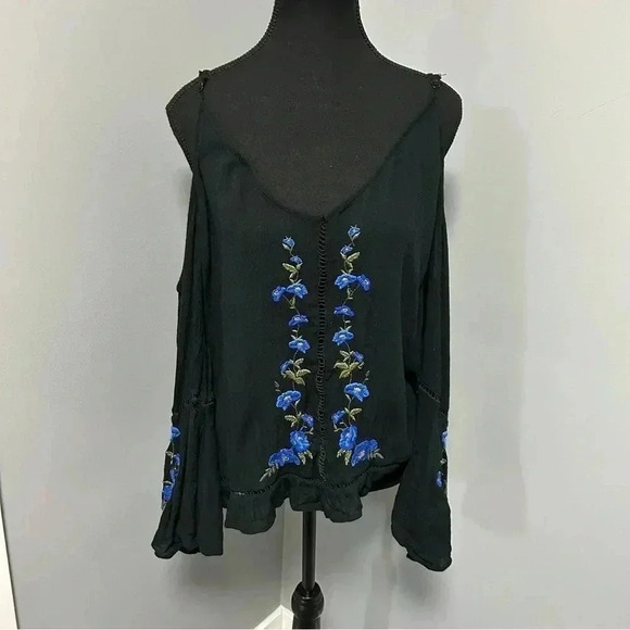 American Eagle Outfitters Tops - American  Eagle Top